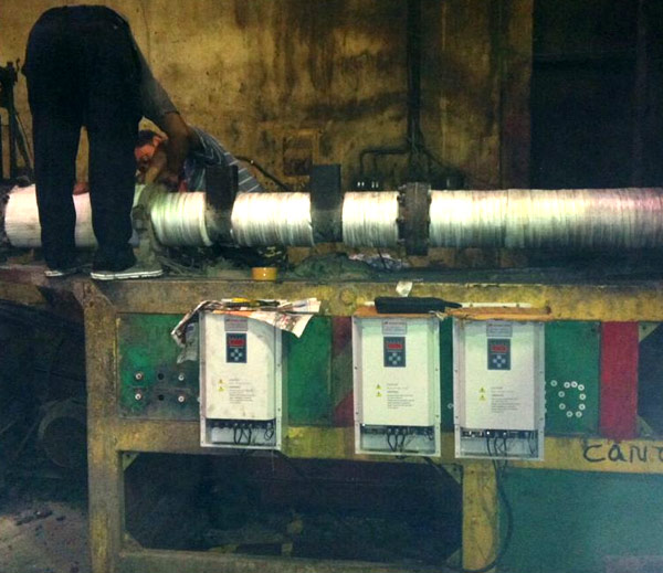 塑膠機(jī)械電磁加熱