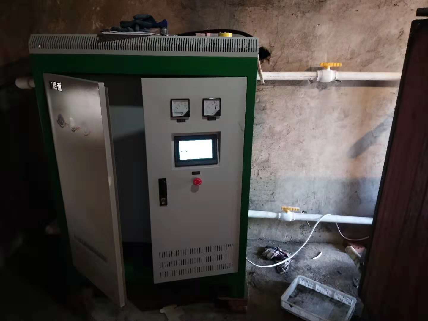 沈陽軍隊用40kw電磁采暖爐案例